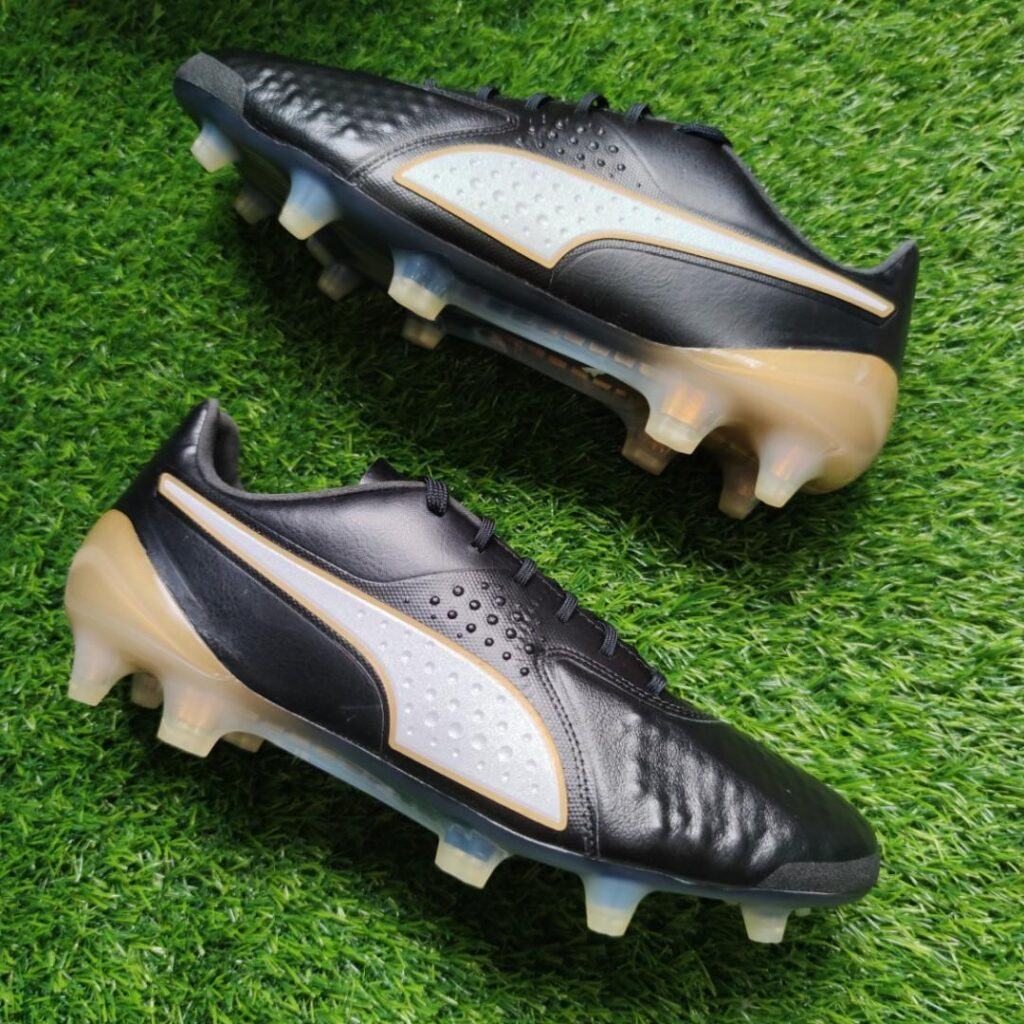 puma leather soccer cleats