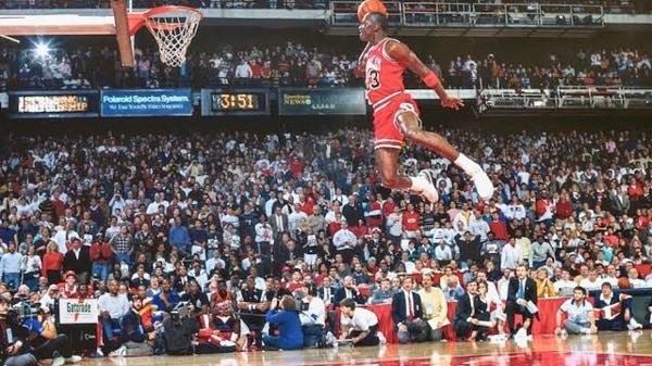 michael jordan dunk 3 point