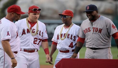 Baseball Players Chains: Why Do Baseball Players Wear Chains?