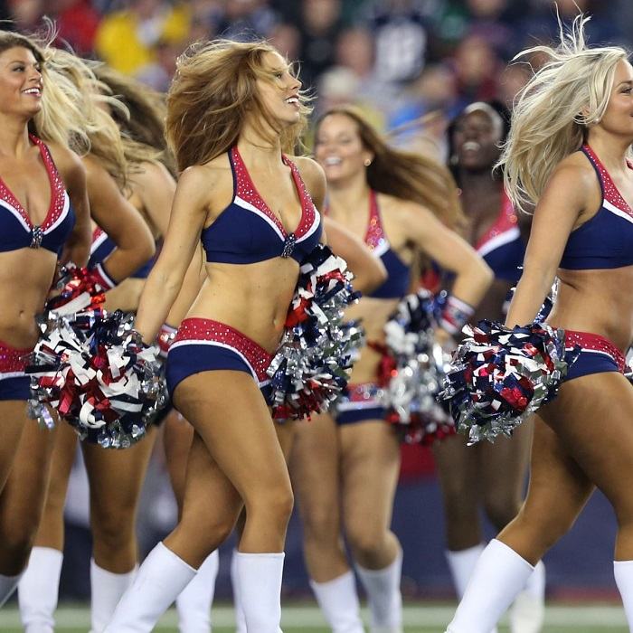 Cheerleaders And Teen Hot Cheerleaders