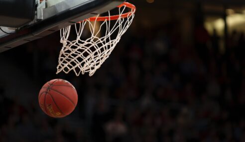 What Is a Point Guard in Basketball? Read to Get the Correct Answer